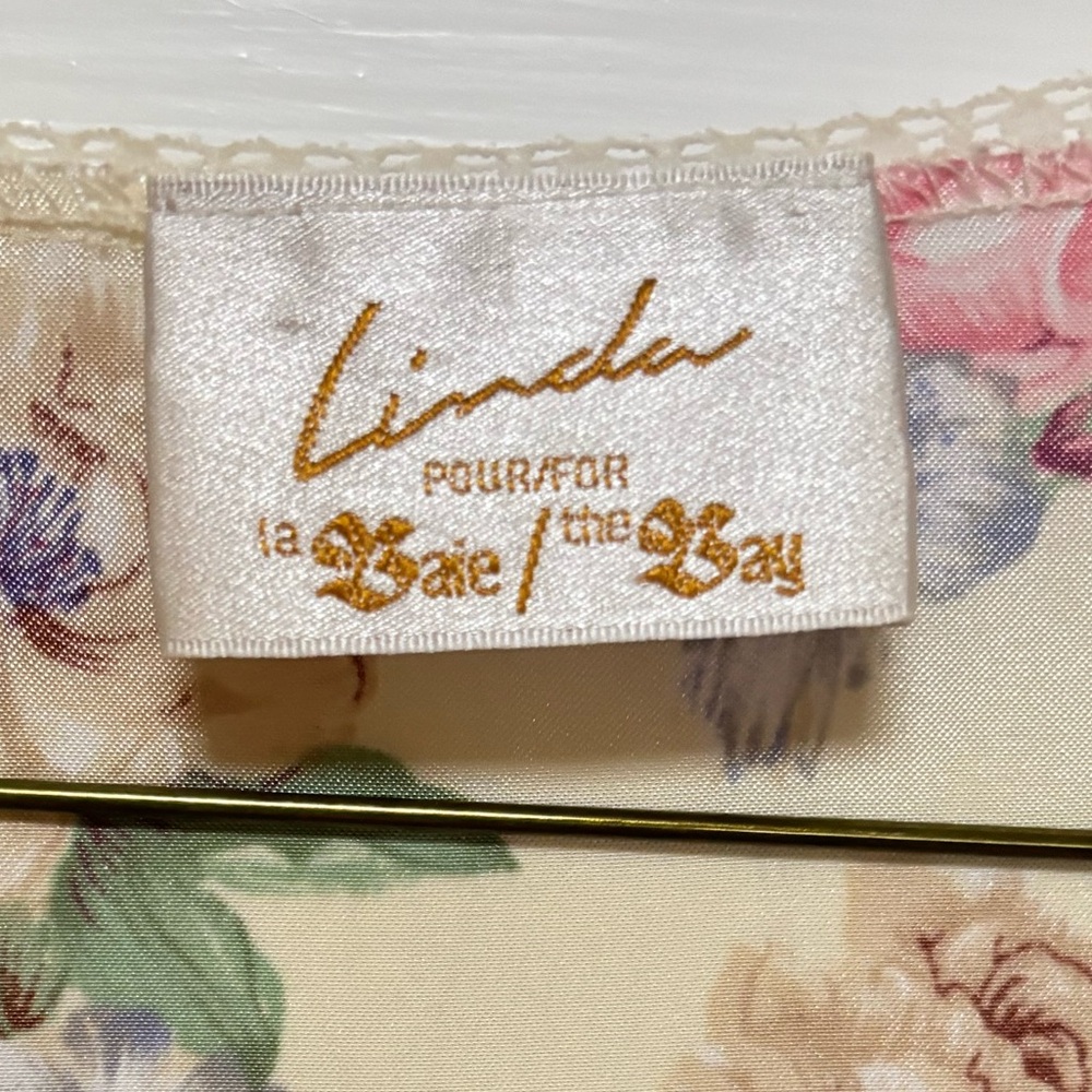 Floral Lace Trim Satin Robe - Picture 7 of 7